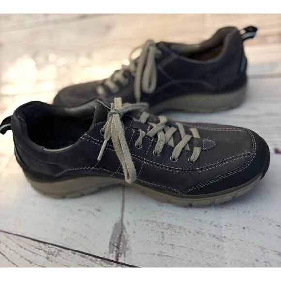 Clark Wave Walk Waterproof Gray Leather Active Wear Stylish Casual Shoes Size 8M - Picture 4 of 9